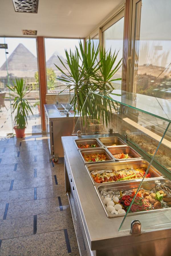 Pyramids Quen Hotel カイロ エクステリア 写真