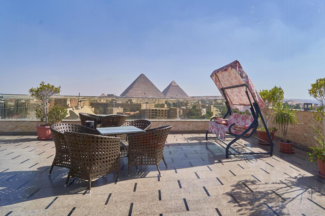 Pyramids Quen Hotel カイロ エクステリア 写真