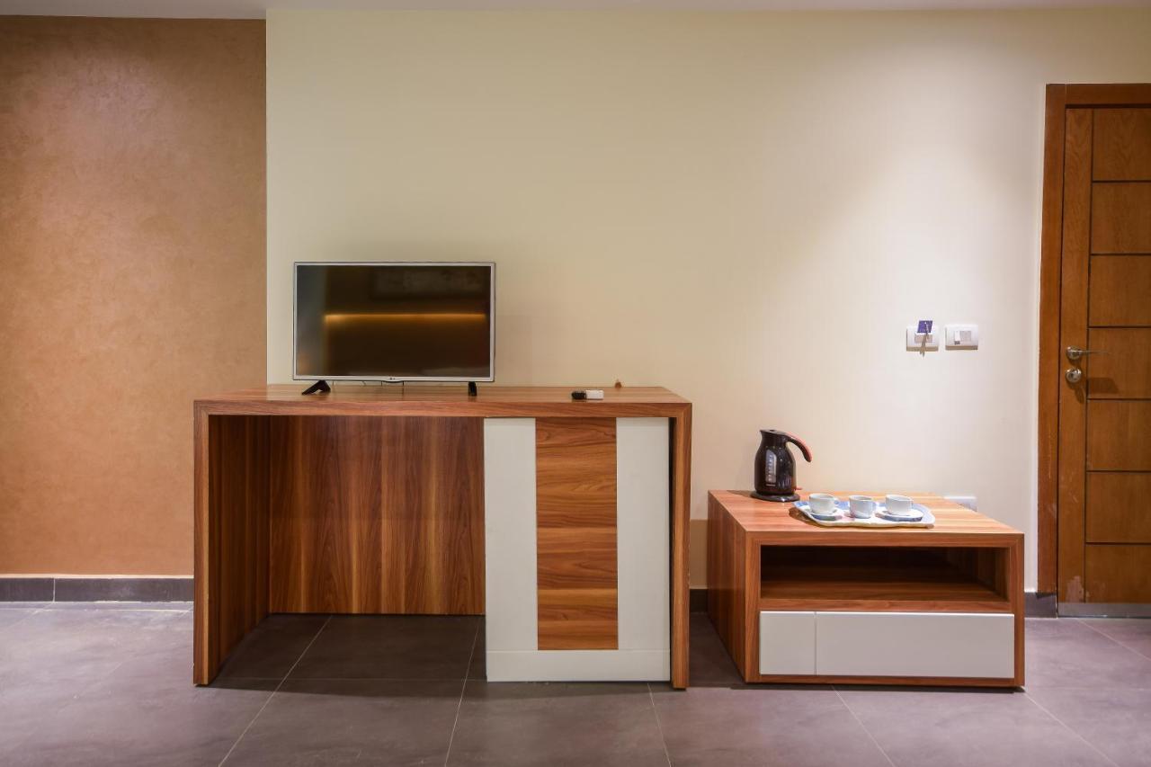 Pyramids Quen Hotel カイロ エクステリア 写真