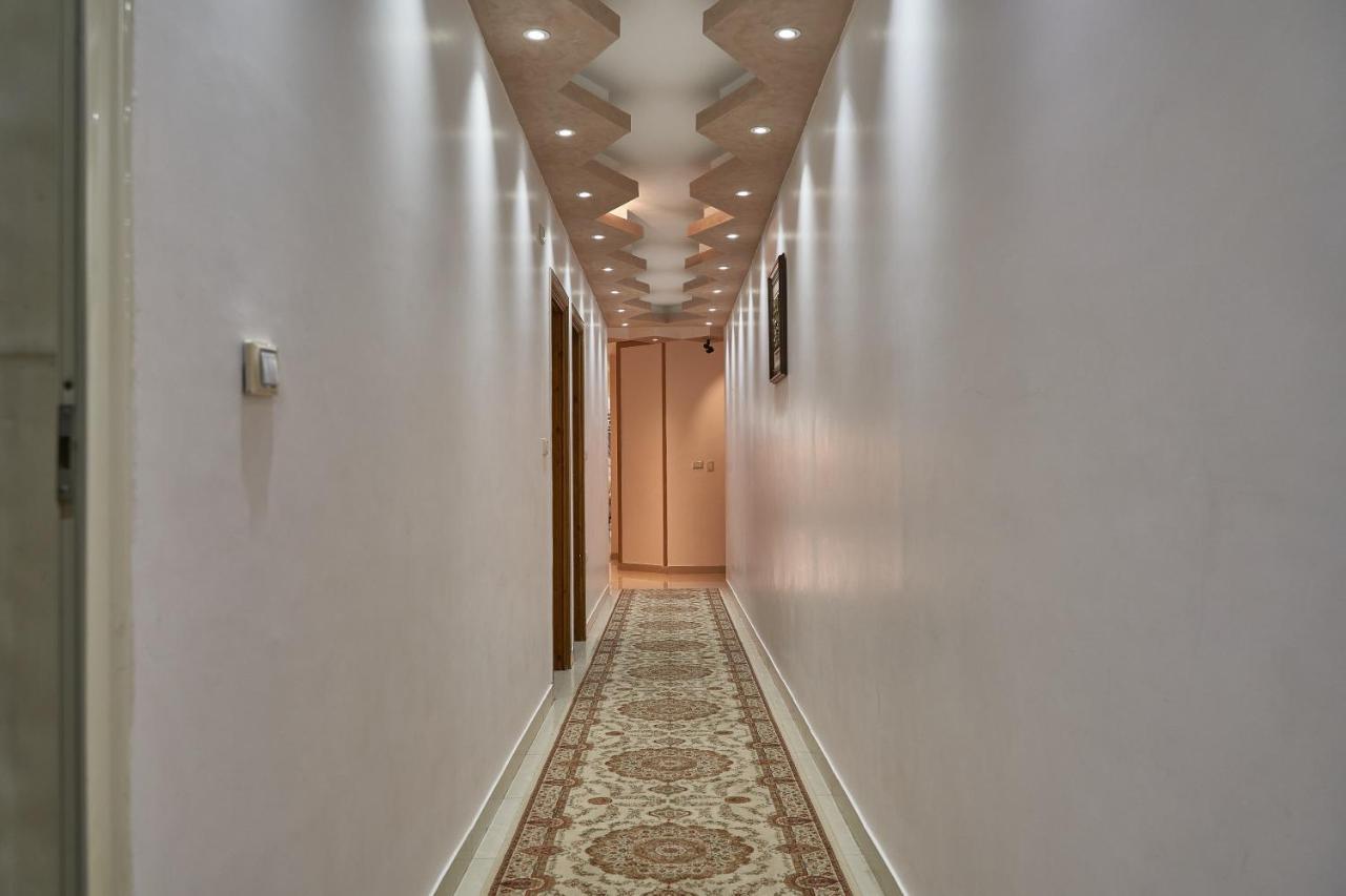 Pyramids Quen Hotel カイロ エクステリア 写真